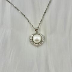 Mặt Dây Chuyền Vòng Cổ Mặt Trái Tim Đính Ngọc Trai Tự Nhiên MADAME HIEN PEARLS MN053