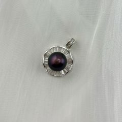 Mặt Dây Chuyền Vòng Cổ Viền Pha Lê Sang Trọng MADAME HIEN PEARLS Cho Nữ MN056