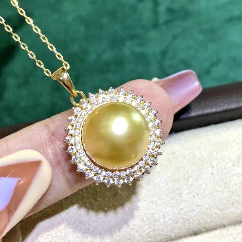 Mặt Dây Chuyền Ngọc Trai Tự Nhiên Hoa Hướng Dương MADAME HIEN PEARLS Sang Trọng Cho Nữ MN058