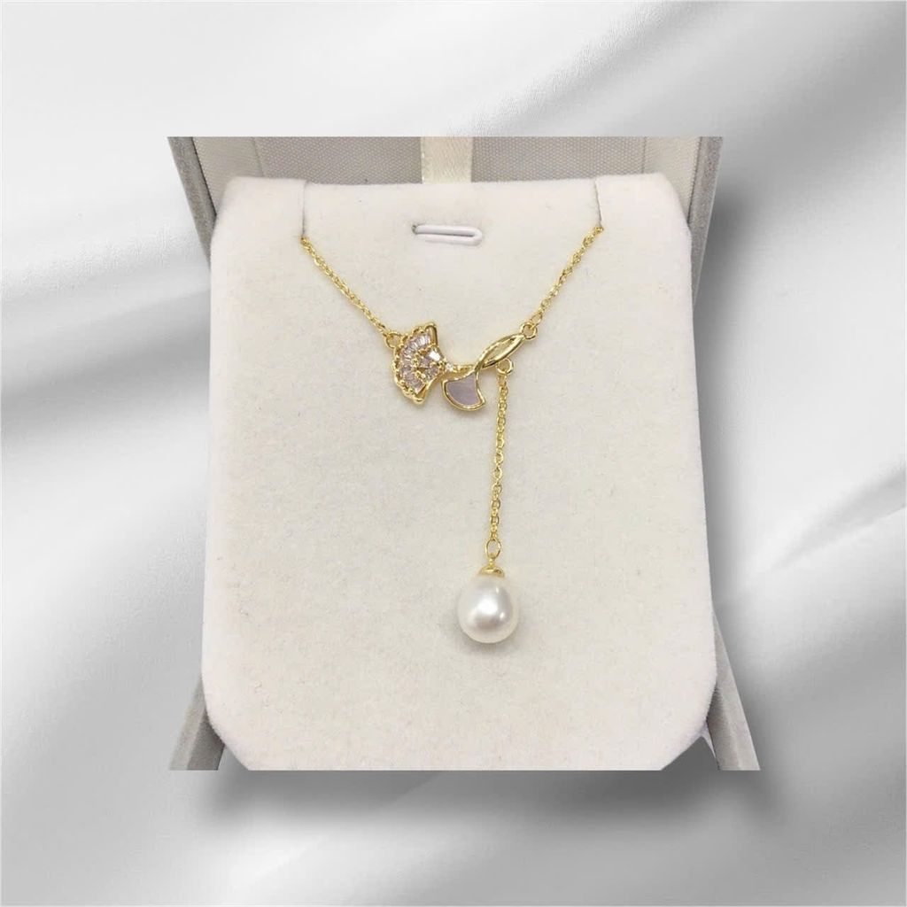 Dây Chuyền Mặt Ngọc Trai Tròn Tự Nhiên Phối Lá Bạch Quả Ginkgo MADAME HIEN PEARLS Cho Nữ MG035