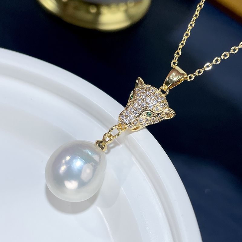 Mặt Dây Chuyền Khung Đầu Báo Đính Ngọc Trai Tự Nhiên Cool Ngầu MADAME HIEN PEARLS MT039