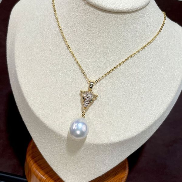 Mặt Dây Chuyền Khung Đầu Báo Đính Ngọc Trai Tự Nhiên Cool Ngầu MADAME HIEN PEARLS MT039