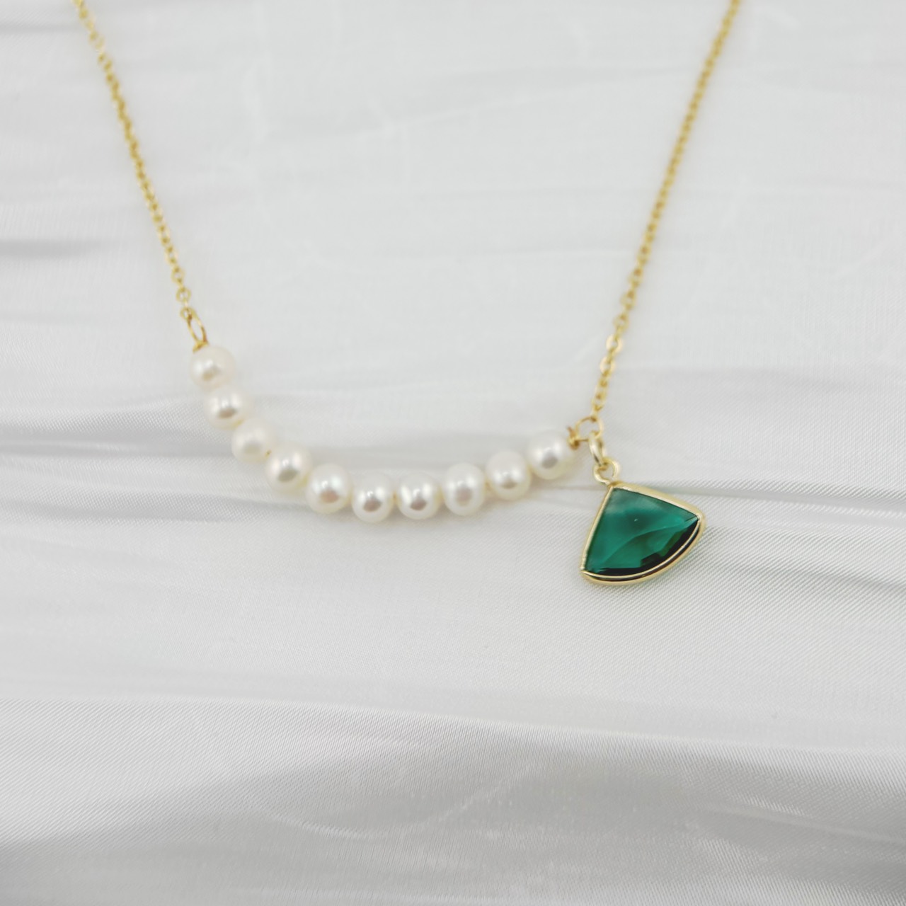 Dây Chuyền Mặt Cười Đính Đính Ngọc Bích Dáng Quạt Tua Rua MADAME HIEN PEARLS Xinh Xắn Cho Nữ MT026