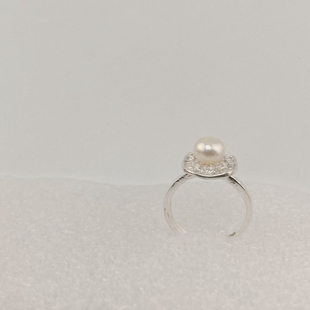 Nhẫn Bạc Ý s925 Đính Ngọc Trai Tự Nhiên 7-8mm Mặt Vuông Đính Đá Zircon BYNN002