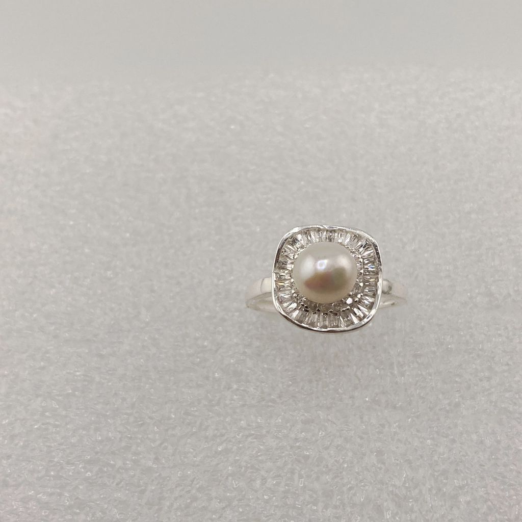 Nhẫn Bạc Ý s925 Đính Ngọc Trai Tự Nhiên 7-8mm Mặt Vuông Đính Đá Zircon BYNN002