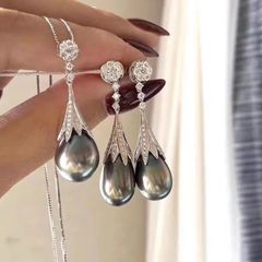 Bộ Set Ngọc Trai Vòng cổ  + Bông Tai Bộ Trang Sức Ngọc Trai Tự Nhiên Đen Huyền Bí Sang Trọng MADAME HIEN PEARLS SPS062
