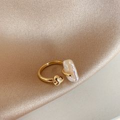 Nhẫn Hở Ngọc Trai Nước Ngọt Baroque Kiểu Dáng Độc Đáo Cool Ngầu Cá Tính NB011