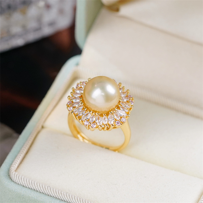 Nhẫn Ngọc Trai Tự Nhiên Phong Cách Pháo Hoa Đính Viền Pha Lê Sang Trọng MADAME HIEN PEARLS Cho Nữ NN133