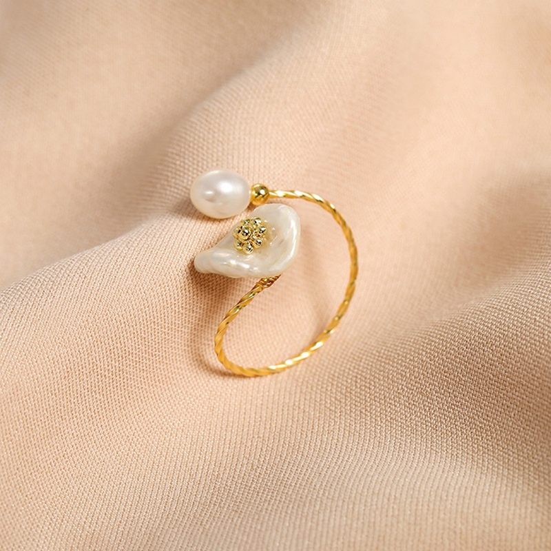 Nhẫn Ngọc Trai Nước Ngọt Baroque Dáng Hoa Cao Cấp MADAME HIEN PEARLS Freesize NB008