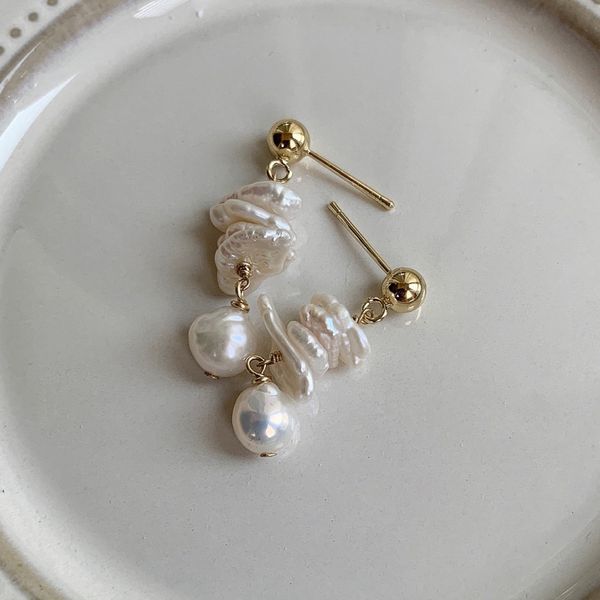 Designer Jewelry Bông Tai Thiết Kế Ngọc Trai Keshi Phối Tua Rua 1 Hạt Dị MADAME HIEN PEARLS Thời Trang Pháp BTB072