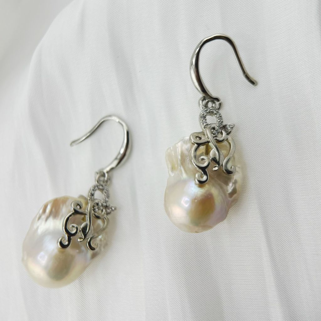 Bông Tai Ngọc Trai Dị Khủng 18-20mm Baroque Đính Khoen Hoa Cầu Kỳ Thời Trang Đại Gia Quý Phái MADAME HIEN PEARLS BTB075A,B,C,D