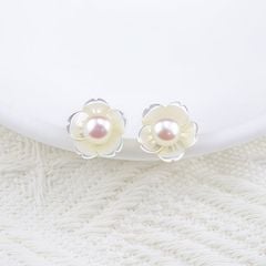 Bông Tai Kim Bạc s925 Mặt Hoa Mai Xà Cừ 5 Cánh Đính Ngọc Trai Tự Nhiên MADAME HIEN PEARLS Cho Nữ BTN294