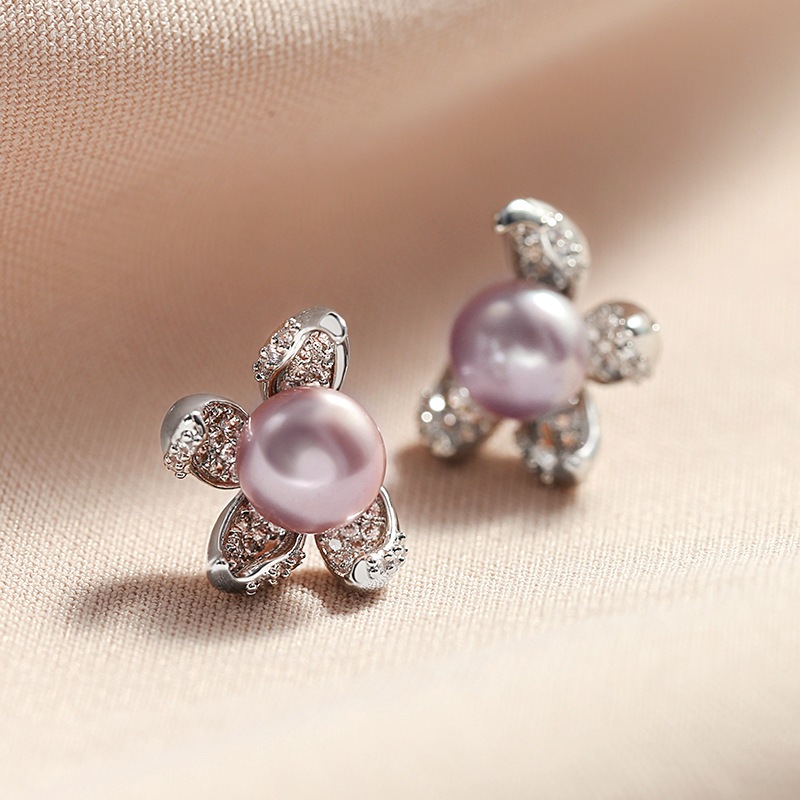 Bông Tai Ngọc Trai Tự Nhiên Khuôn Bạc Hoa 4 Cánh Hoa Bất Xứng Sang Trọng MADAME HIEN PEARLS Cho Nữ BTN096