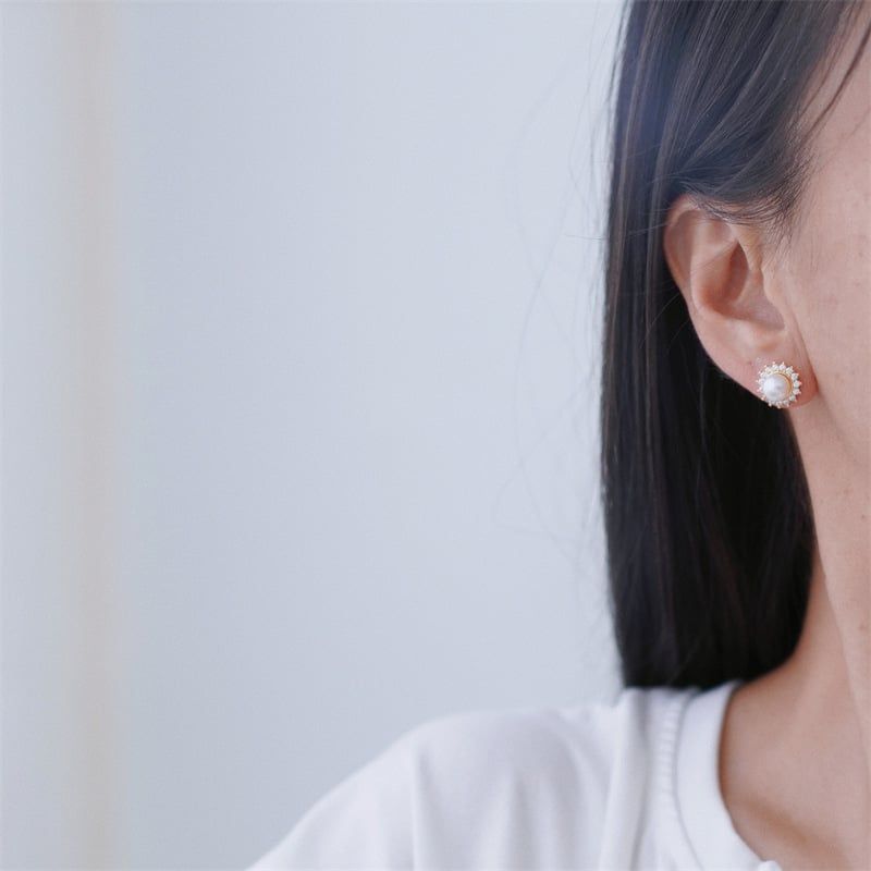 Bông Tai Ngọc Trai Tự Nhiên Mặt Hoa Hướng Dương Đính Đá Quý Sang Trọng MADAME HIEN PEARLS Cho Nữ BTN291