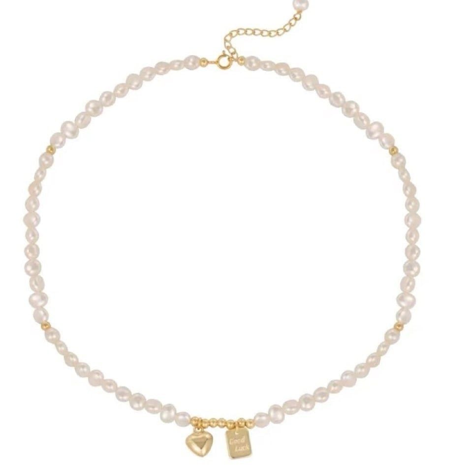 Vòng Cổ Ngọc Trai Baroque Tự Nhiên Mặt Tua Rua Trái Tim và Tấm Thẻ Good Luck MADAME HIEN PEARLS Unisex Nam Nữ CB051