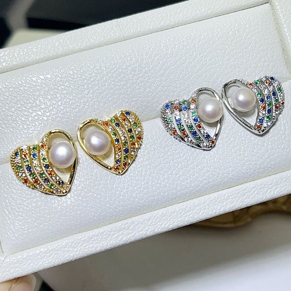 Bông Tai Ngọc Trai Tự Nhiên Mặt Nữa Trái Tim Đính Đá Quý Cách Điệu Sang Trọng MADAME HIEN PEARLS Cho Nữ BTN289