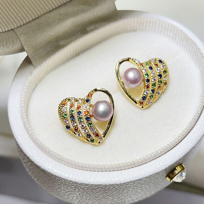 Bông Tai Ngọc Trai Tự Nhiên Mặt Nữa Trái Tim Đính Đá Quý Cách Điệu Sang Trọng MADAME HIEN PEARLS Cho Nữ BTN289