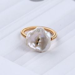 Nhẫn Ngọc Trai Nước Ngọt Baroque Phong Cách Cá Tính MADAME HIEN PEARLS Freesize NB009