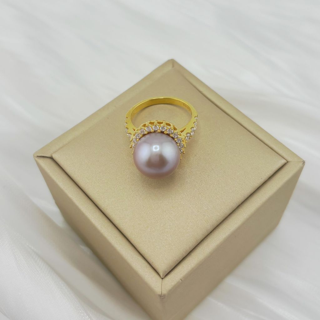 Nhẫn Vàng Thật 18k 1c08 Đính Ngọc Trai Tím 11-12mm Hạt Tròn Đẹp Grade AAA MADAME HIEN PEARLS V18NT001