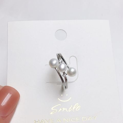Nhẫn 3 Hạt Ngọc Trai Mini Tự Nhiên Thanh Lịch MADAME HIEN PEARLS NN034