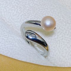 Nhẫn Ngọc Trai Tự Nhiên Kiểu Dáng Hiện Đại Sang Trọng NN057