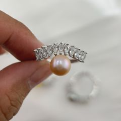 Nhẫn Ngọc Trai Tự Nhiên Đính Vương Miện Đá Quý MADAME HIEN PEARLS NN071