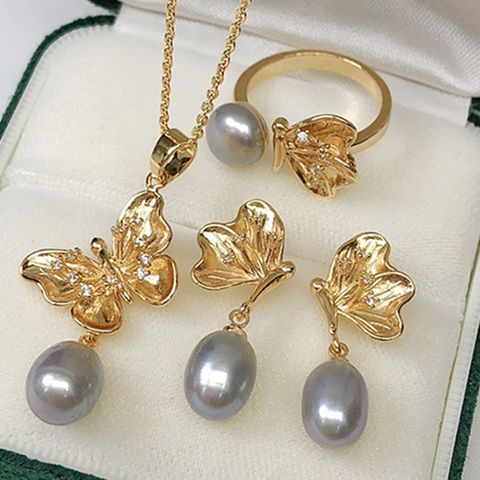Bộ Set Ngọc Trai Dây chuyền + Nhẫn + Bông Tai Dáng Bướm Vàng Sang Trọng MADAME HIEN PEARLS PS017