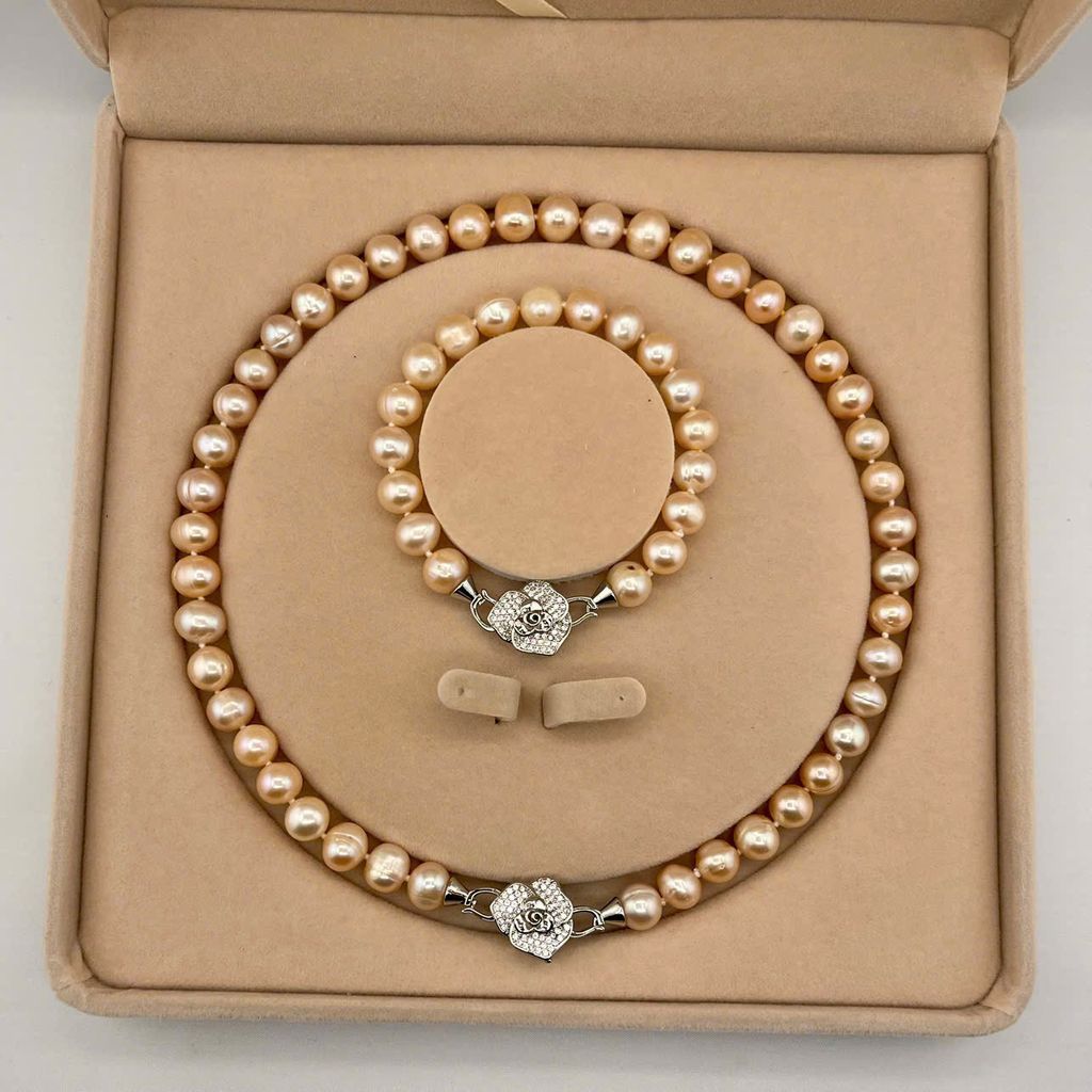 Bộ Set Ngọc Trai Vòng cổ và Vòng Tay Trắng Tự Nhiên Khoá Hoa Trà 3 Cánh MADAME HIEN PEARLS SCT036