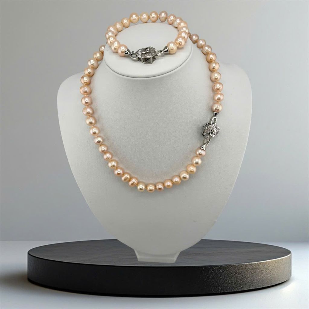 Bộ Set Ngọc Trai Vòng cổ và Vòng Tay Trắng Tự Nhiên Khoá Hoa Trà 3 Cánh MADAME HIEN PEARLS SCT036