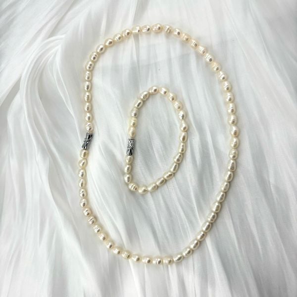 Bộ Vòng Cổ và Vòng Tay Ngọc Trai Gạo Tự Nhiên 7-8mm Hạt Nhăn Tự Nhiên MADAME HIEN PEARLS