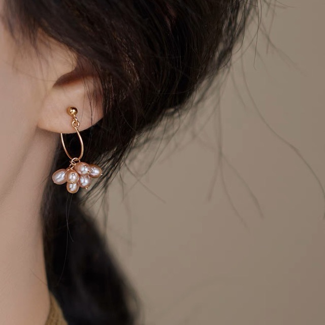 Bông Tai Ngọc Trai Khoá U Đính Tua Rua Chùm Ngọc Trai Giọt Nước MADAME HIEN PEARLS Cho Nữ