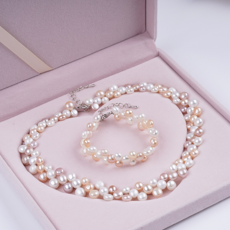 Bộ Set Ngọc Trai Gồm Vòng cổ và Vòng Tay Hạt Nụ Tự Nhiên Dây 3 Hàng Nút Cao Cấp MADAME HIEN PEARLS SCN001