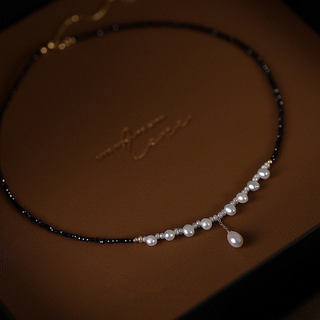 Vòng Cổ Choker Cườm Pha Lê Đen Phối Ngọc Trai Mặt Ngọc Trai Giọt Nước Tự Nhiên MADAME HIEN PEARLS Cho Nữ CG078