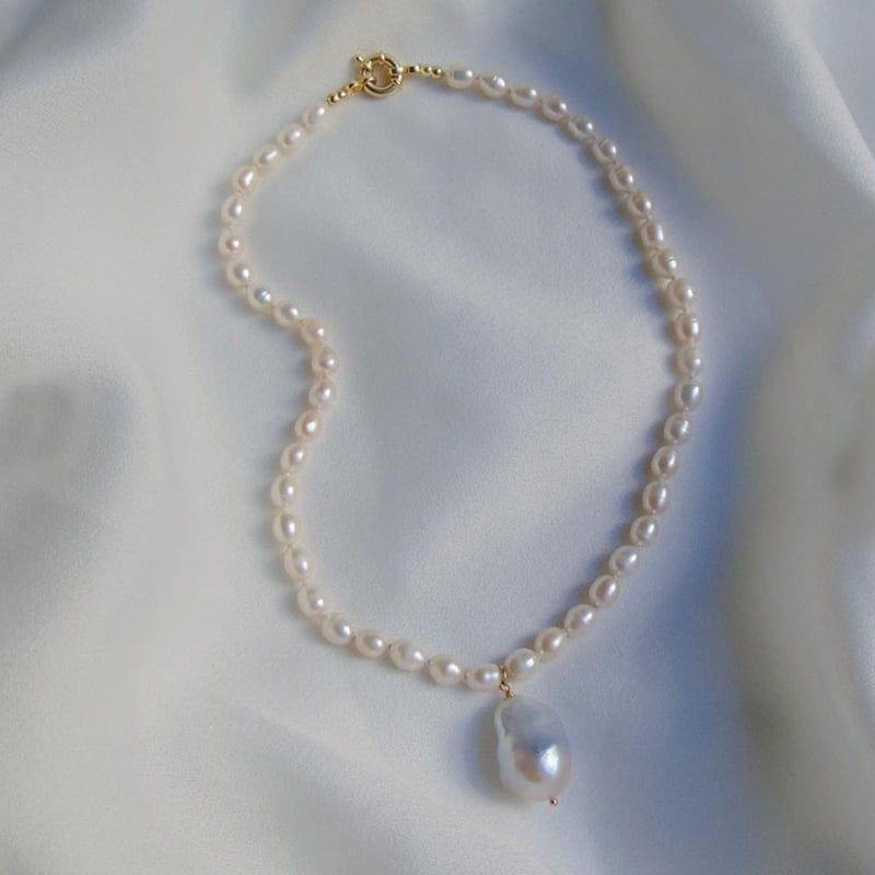 Vòng Cổ Ngọc Trai Mặt Baroque To Khủng Phong Cách Tối Giản Sang Trọng MADAME HIEN PEARLS MB015