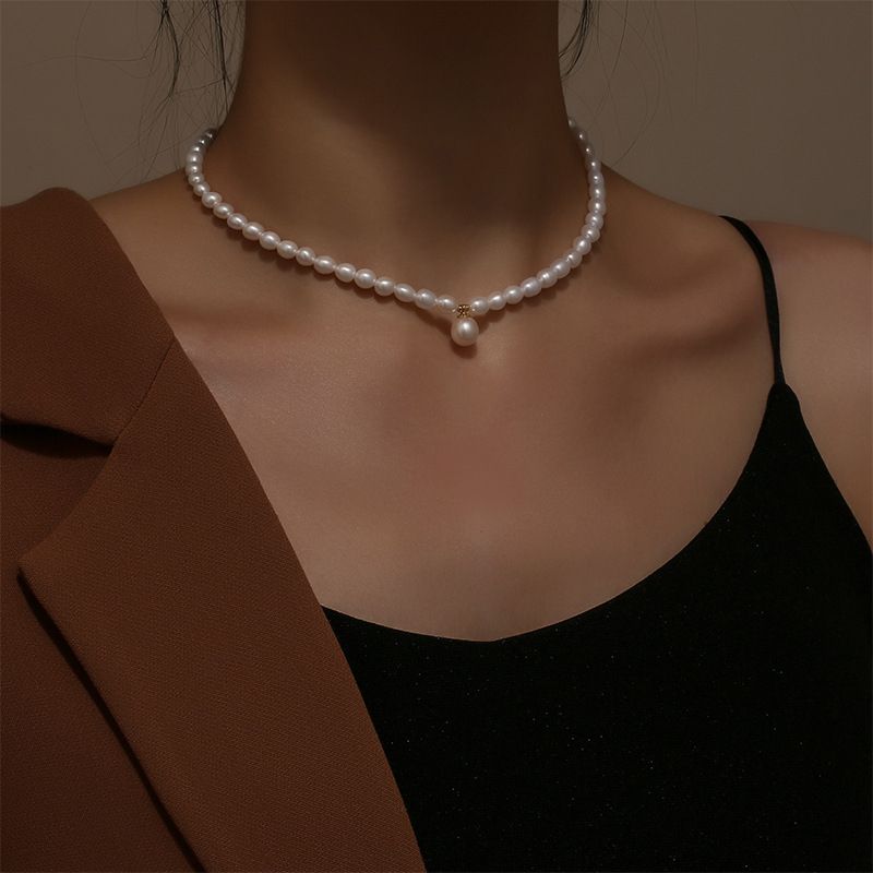 Vòng cổ Ngọc Trai Nuôi 7-8mm Hạt Gạo Đầy Màu Sắc Tự Nhiên Choker Mặt 1 Hạt 9-10mm MADAME HIEN PEARLS CG006M