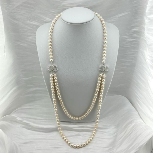 Vòng Cổ Ngọc Trai Trắng Tròn Tự Nhiên Dây Đôi Khoá Channel Sang Trọng MADAME HIEN PEARLS CT043TR