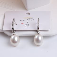 Bông Tai Bạc s925 Đính Ngọc Trai Tự Nhiên Chuôi Khoá Móc Câu Tối Giản MADAME HIEN PEARLS BTG062