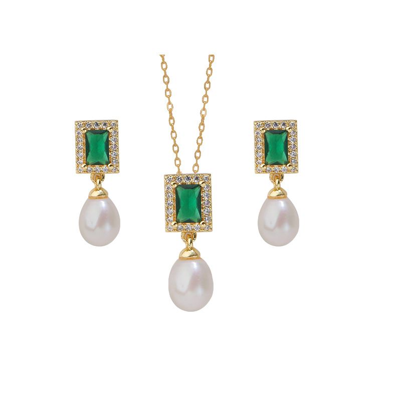 Bộ Set Ngọc Trai Vòng cổ và Bông Tai Bộ Trang Sức Ngọc Trai Tự Nhiên Khung Đính Đá Quý Sang Trọng MADAME HIEN PEARLS Cho Nữ SPS113
