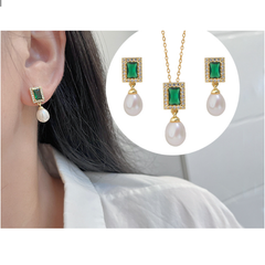 Bộ Set Ngọc Trai Vòng cổ và Bông Tai Bộ Trang Sức Ngọc Trai Tự Nhiên Khung Đính Đá Quý Sang Trọng MADAME HIEN PEARLS Cho Nữ SPS113