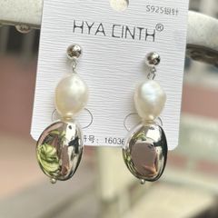 Bông Tai Ngọc Trai Baroque Tự Nhiên Phối Hạt Kim Loại Phong Cách Châu Âu Sang Trọng Hiện Đại Cá Tính BTB044