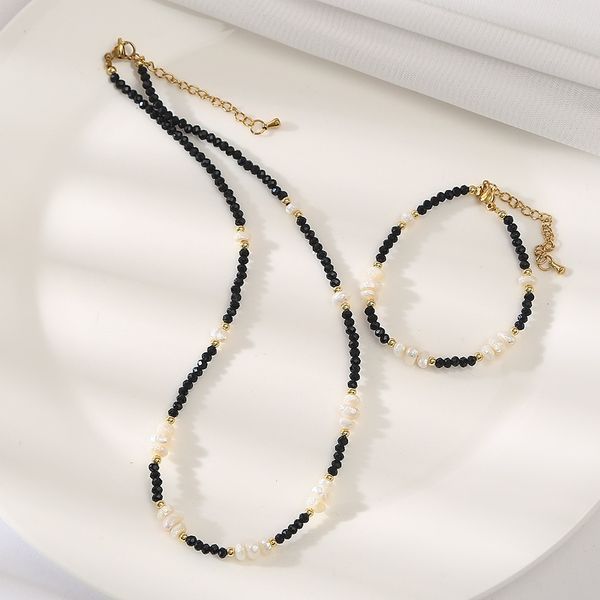 Bộ Set Vòng Cổ Và Vòng Tay Pha Lê Đen Phối Ngọc Trai Nhí Kiểu Dáng Spinel MADAME HIEN PEARLS Unisex Nam Nữ SPS083