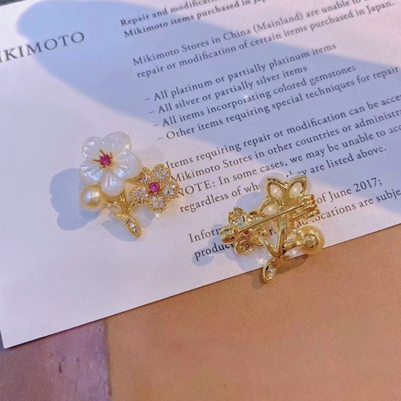 Ghim Cài Áo Ngọc Trai Tự Nhiên Cành 2 Hoa Mận MADAME HIEN PEARLS Cho Nữ PKC038