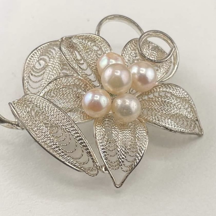 PKC09 Trâm Cài Áo Bạc Đính Nụ Ngọc Trai Akoya Đáng Yêu PKC009