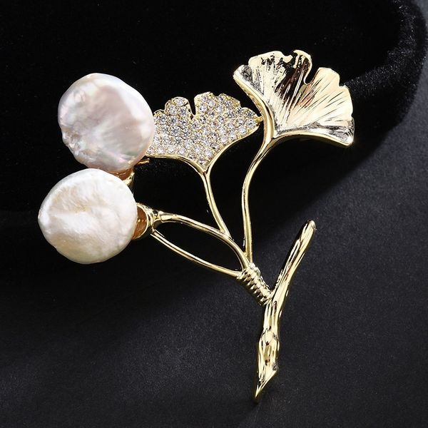 Designer Jewelry Trâm Cài Áo Ngọc Trai Chùm Ginkgo Bạch Quả Sang Trọng MADAME HIEN PEARLS PKC015