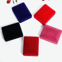 Hộp đựng bộ trang sức bằng nhung MADAME HIEN PEARLS 6 * 7,8 * 3,3 sang trọng làm quà tặng PKG005