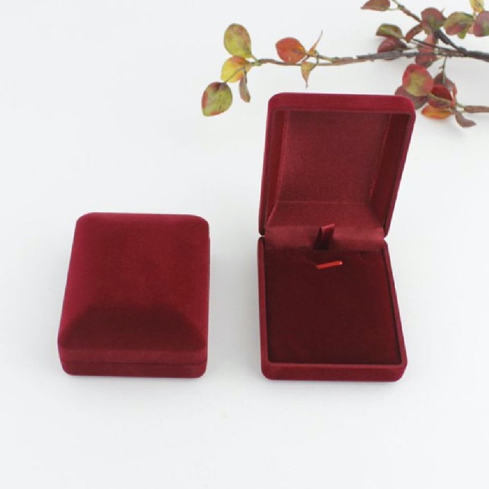 Hộp đựng bộ trang sức bằng nhung MADAME HIEN PEARLS 6 * 7,8 * 3,3 sang trọng làm quà tặng PKG005