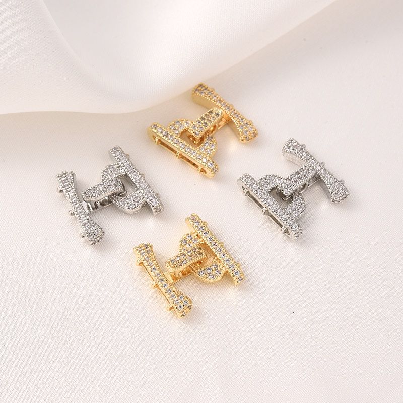 Khóa Cài Dây Cổ Ngọc Trai Mẫu H Quý phái PKKC003