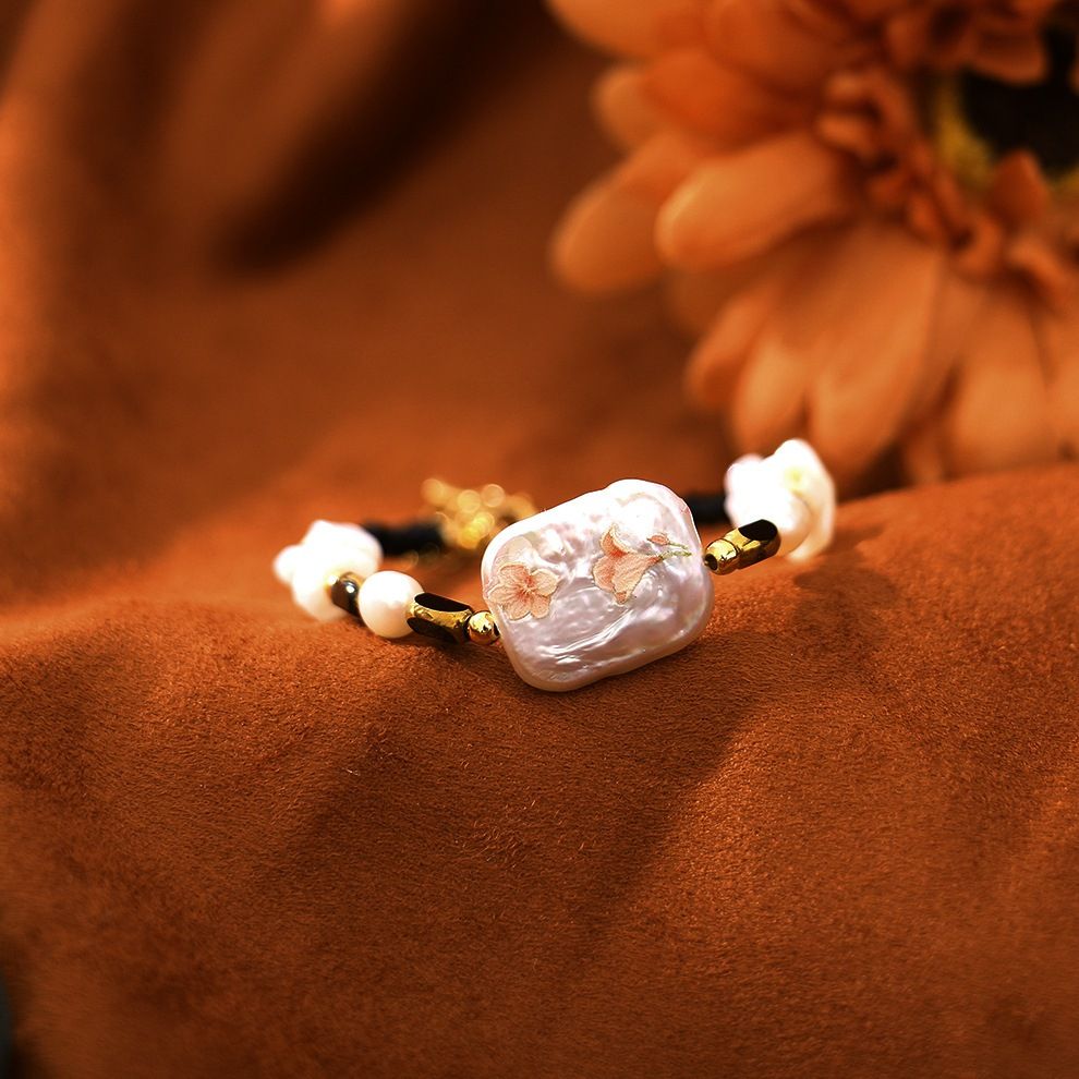 Vòng Tay Ngọc Trai Baroque Phối Pha Lê Đen Đa Phong Cách MADAME HIEN PEARLS Mạnh Mẽ VTB064