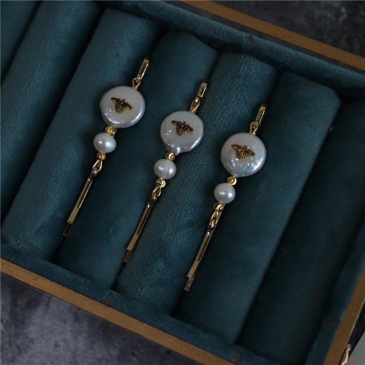 Kẹp Tóc Ngọc Trai Baroque Tự Nhiên Đồng Xu Đính Kim Chuồn Chuồn Cổ Điển Sang Trọng MADAME HIEN PEARLS Cho Nữ PKT017