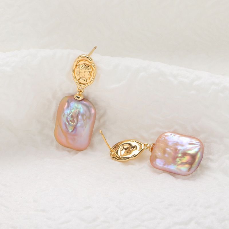 Khuyên Tai Ngọc Trai Baroque Vuông Phối Mặt Kim Oval Hoạ Tiết Phong Cách Pháp Cá Tính MADAME HIEN PEARLS BTB088